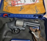Smith & Wesson .44mag revolver air lite pd